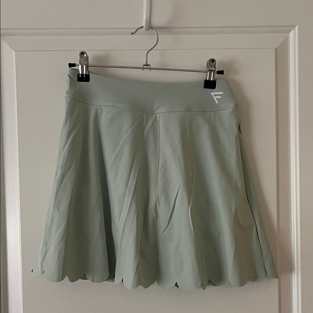 Golf Flairway Sage Scallop Hem Active Skirt